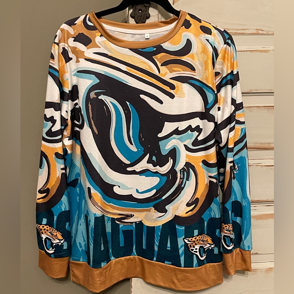 Jaguar Teal and Gold Graphic light weight long sleeve crew neck shirt size XL